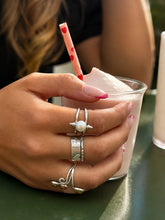 Load image into Gallery viewer, REBEL PEARL RING