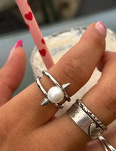 Load image into Gallery viewer, REBEL PEARL RING