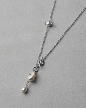Load image into Gallery viewer, PEARL NECKLACE